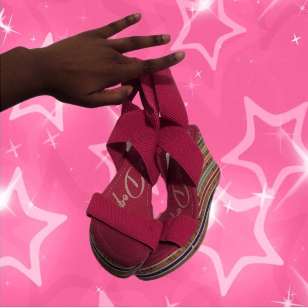 Pink Wedge Sandals 🌸🎀